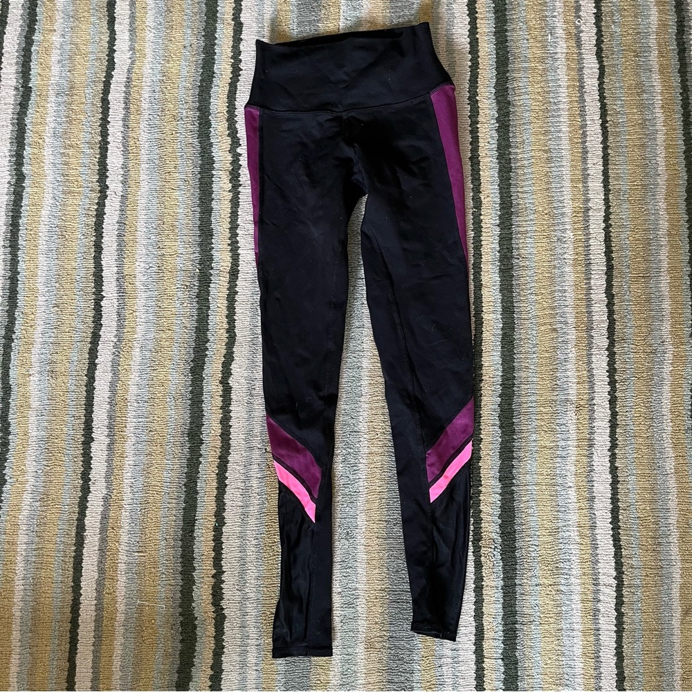 Alo Leggings